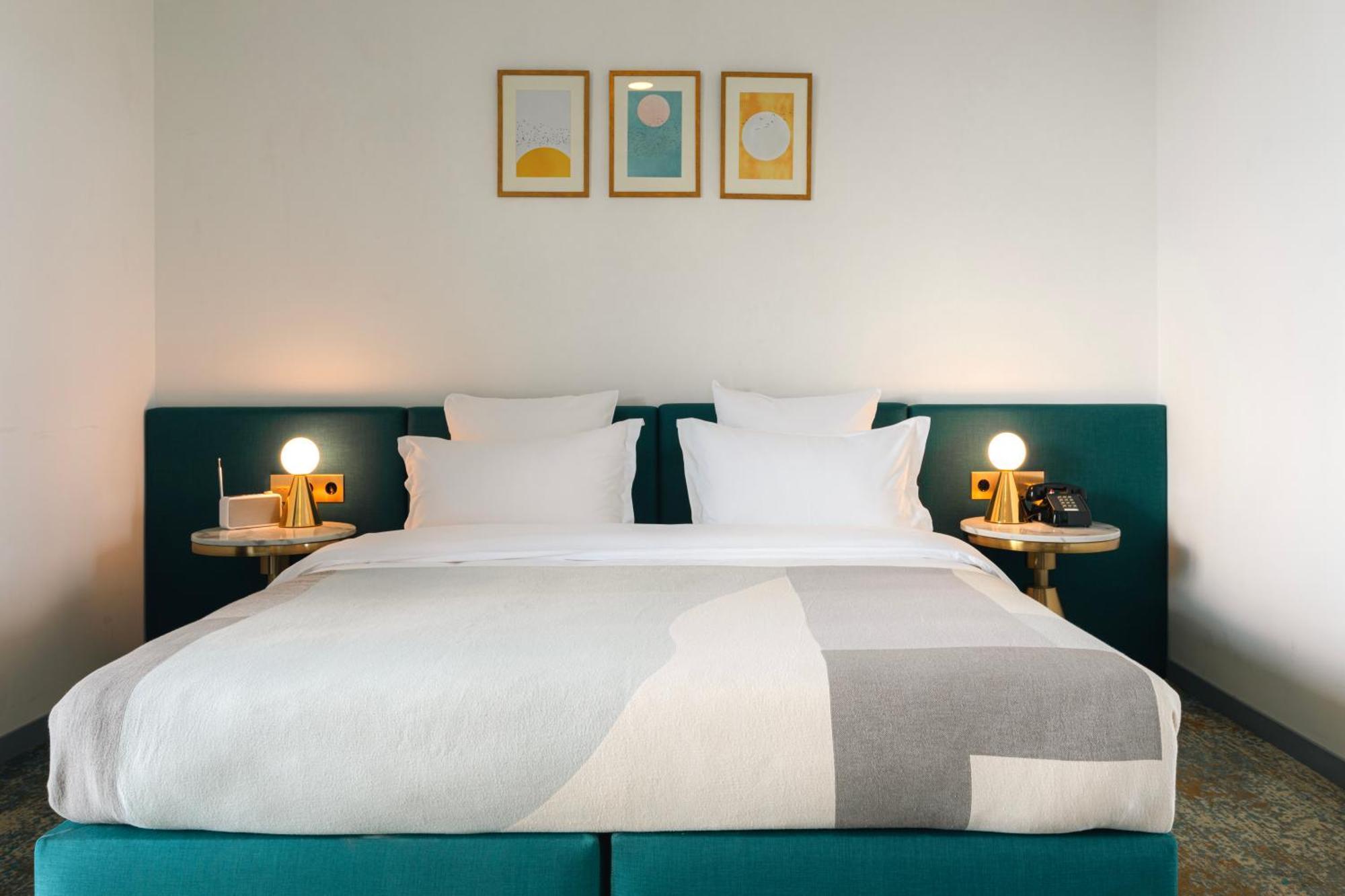 Castor & Pollux Hotel 4*